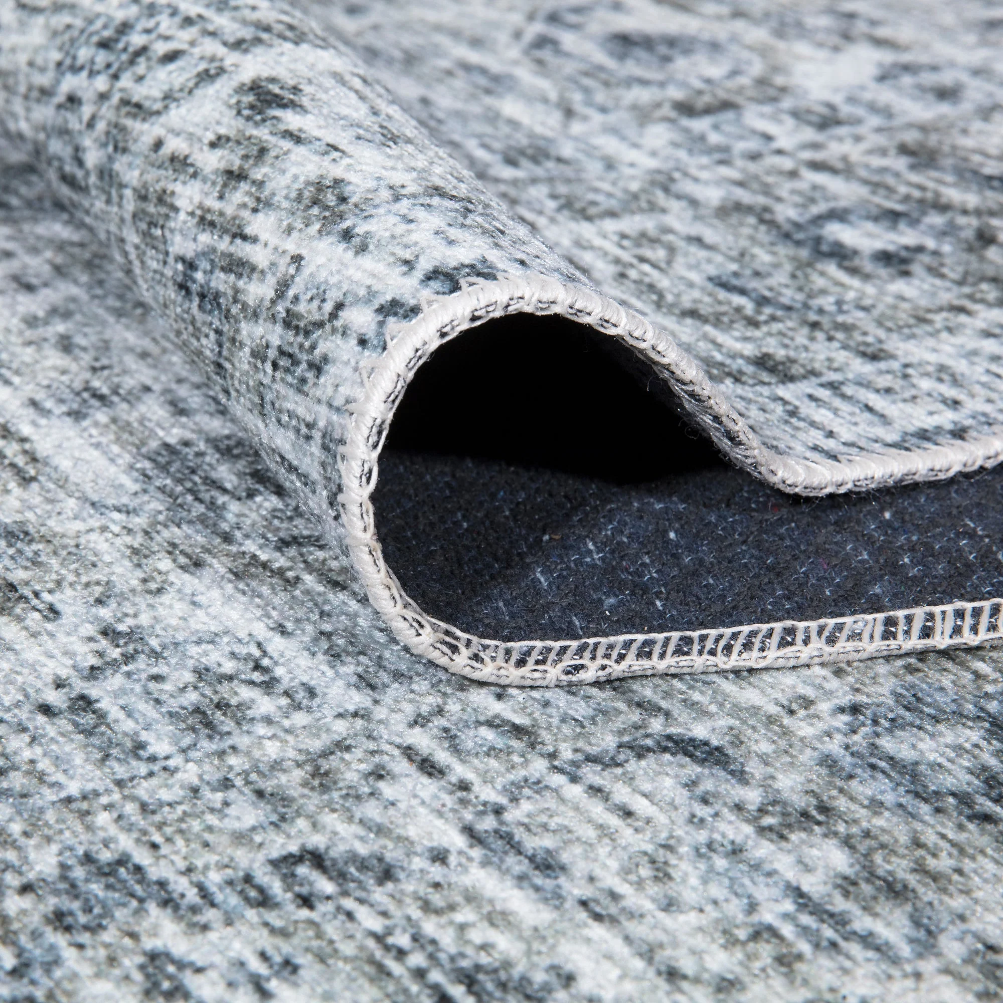 Caria CR-10 Traditional Washable Rug | Non-Slip - Image 3