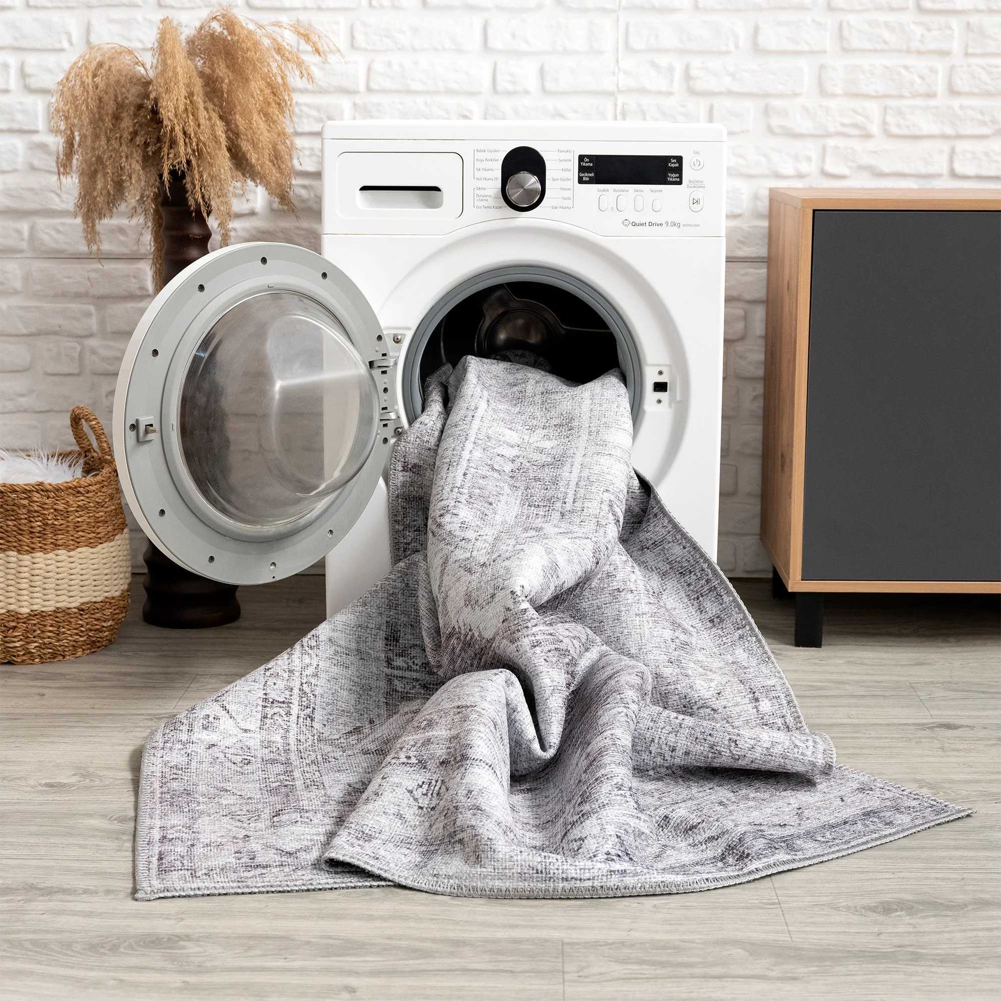 Caria CR-12 Traditional Washable Rug | Non-Slip - Image 4