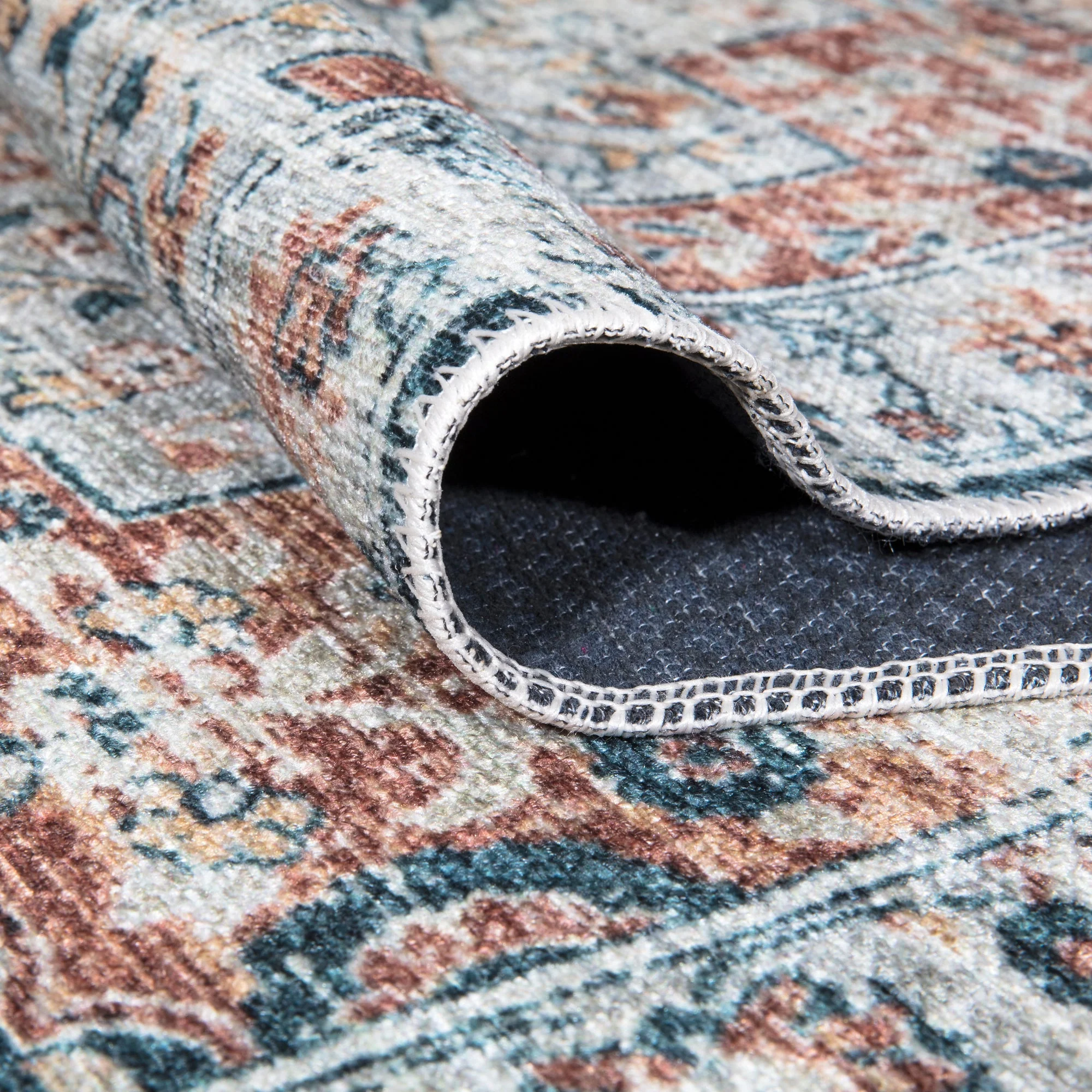 Caria CR-17 Traditional Washable Rug | Non-Slip - Image 3