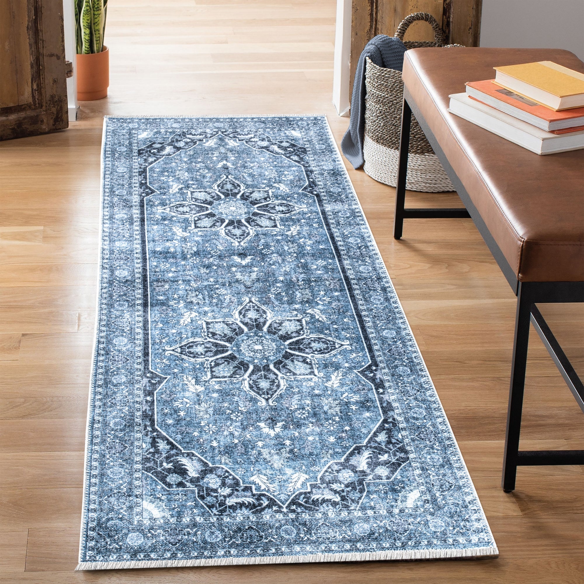 Caria CR-21 Traditional Washable Rug | Non-Slip - Image 10