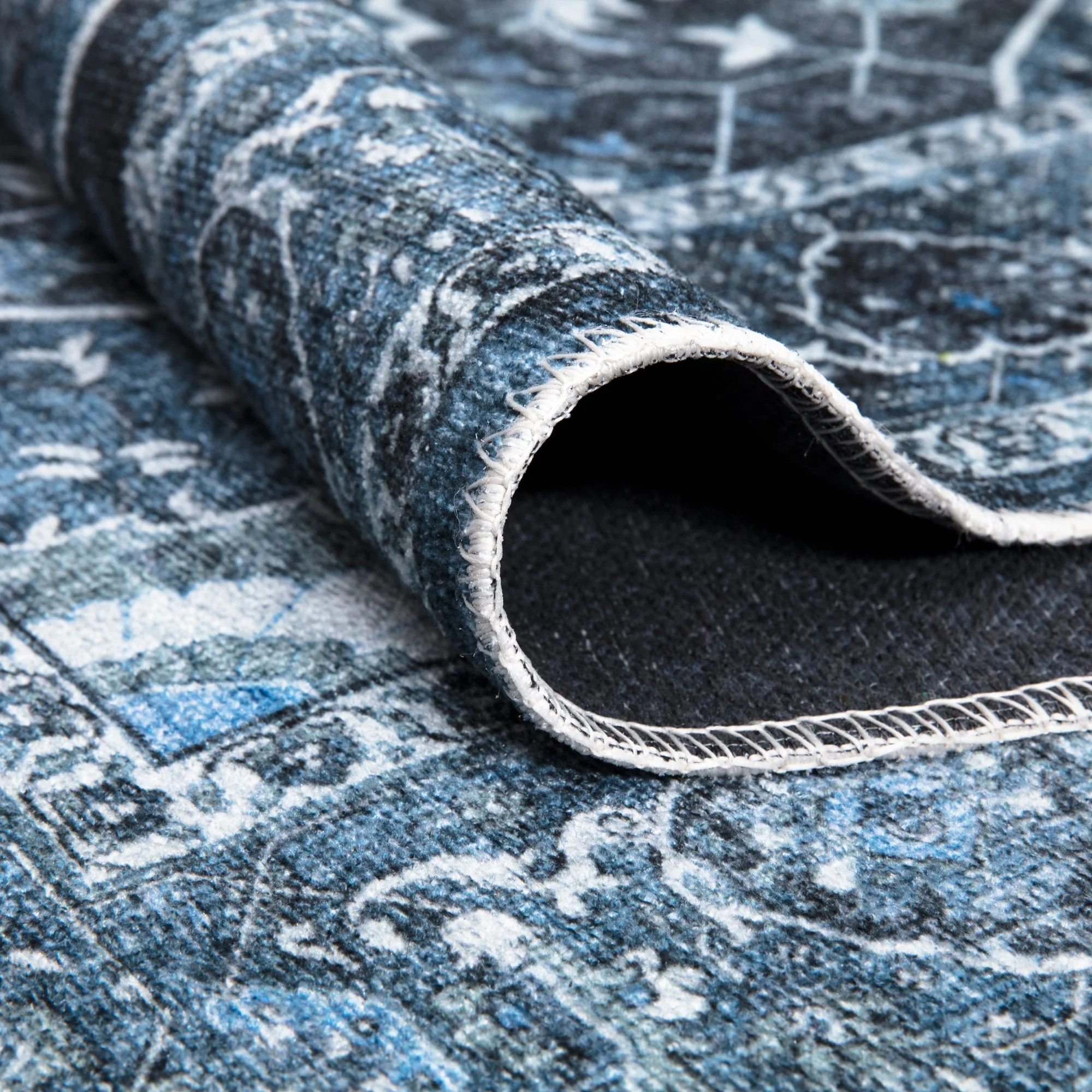 Caria CR-21 Traditional Washable Rug | Non-Slip - Image 3