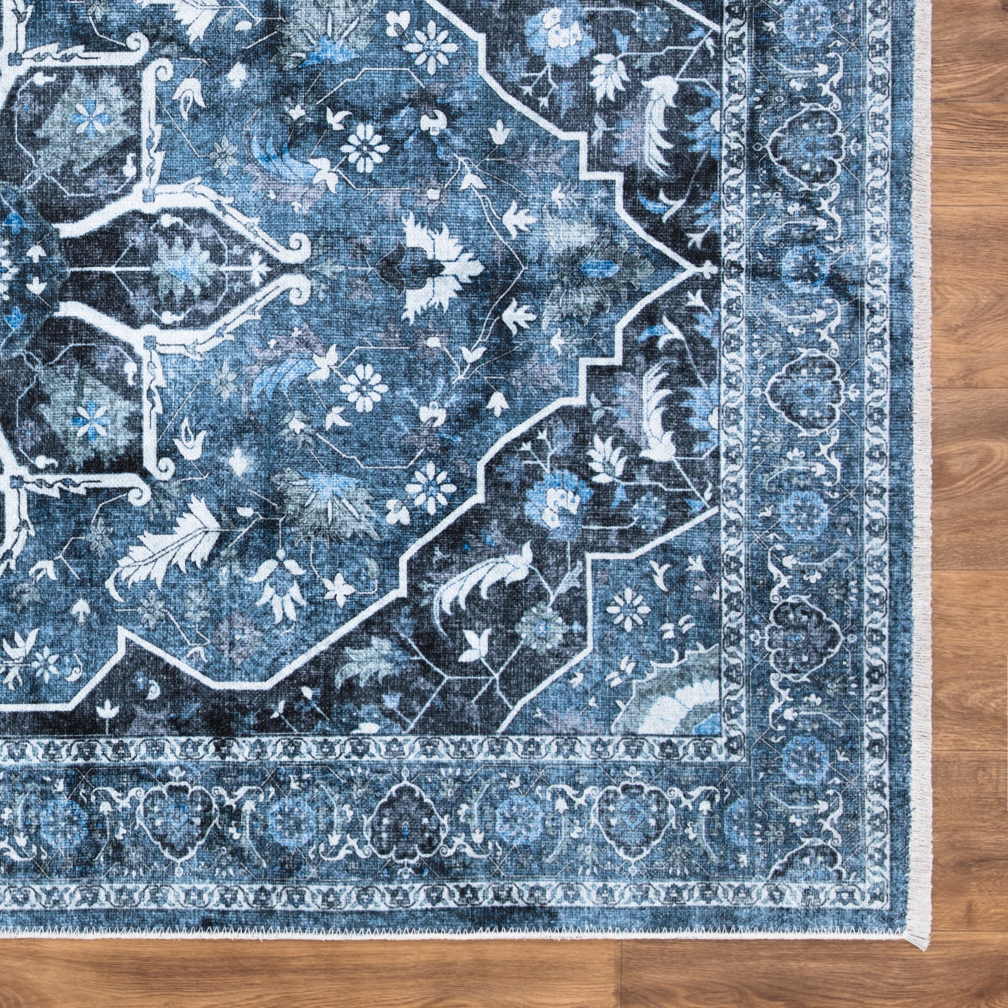 Caria CR-21 Traditional Washable Rug | Non-Slip - Image 5