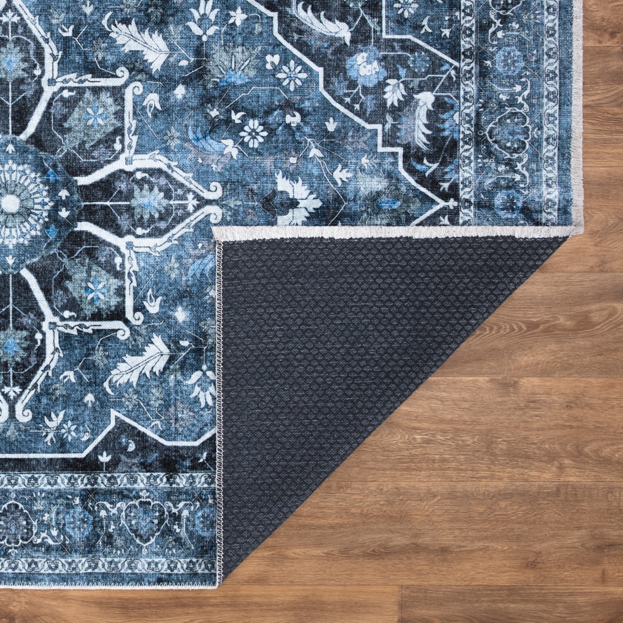 Caria CR-21 Traditional Washable Rug | Non-Slip - Image 6