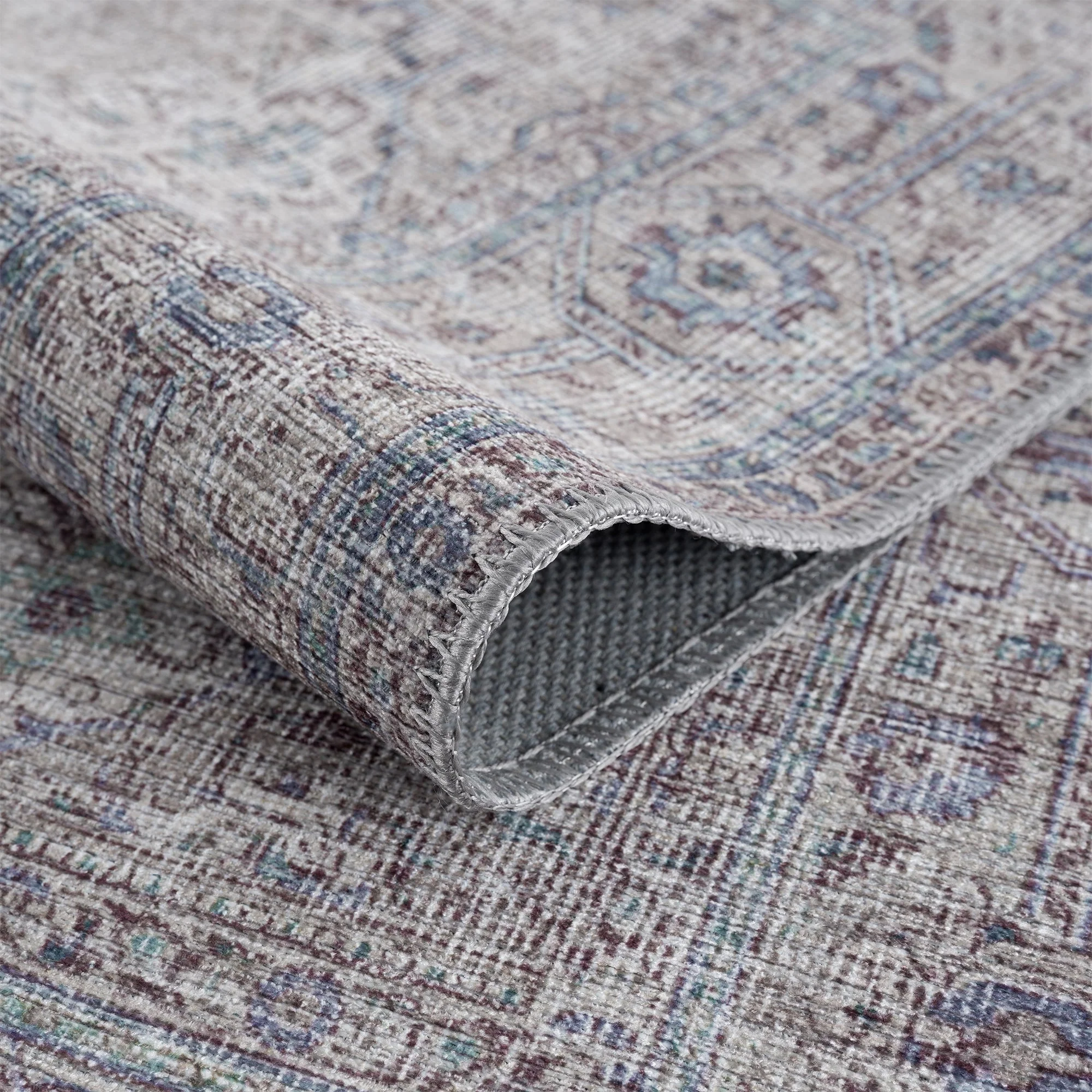 Ionia IO-02 Traditional Washable Rug - Image 3