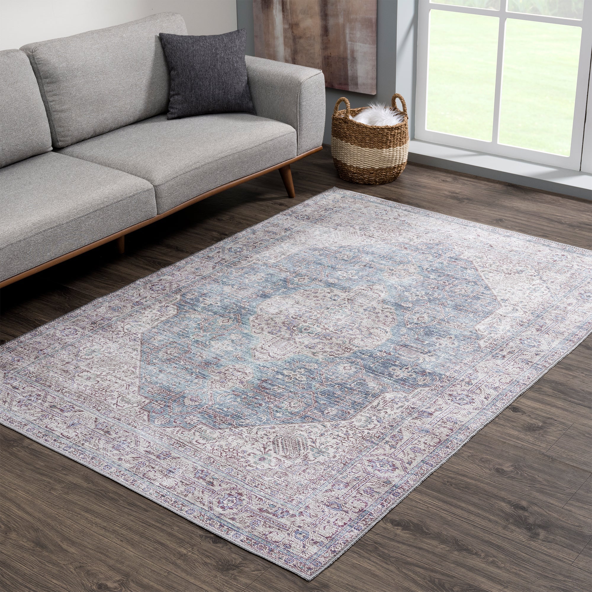 Ionia IO-02 Traditional Washable Rug - Image 4