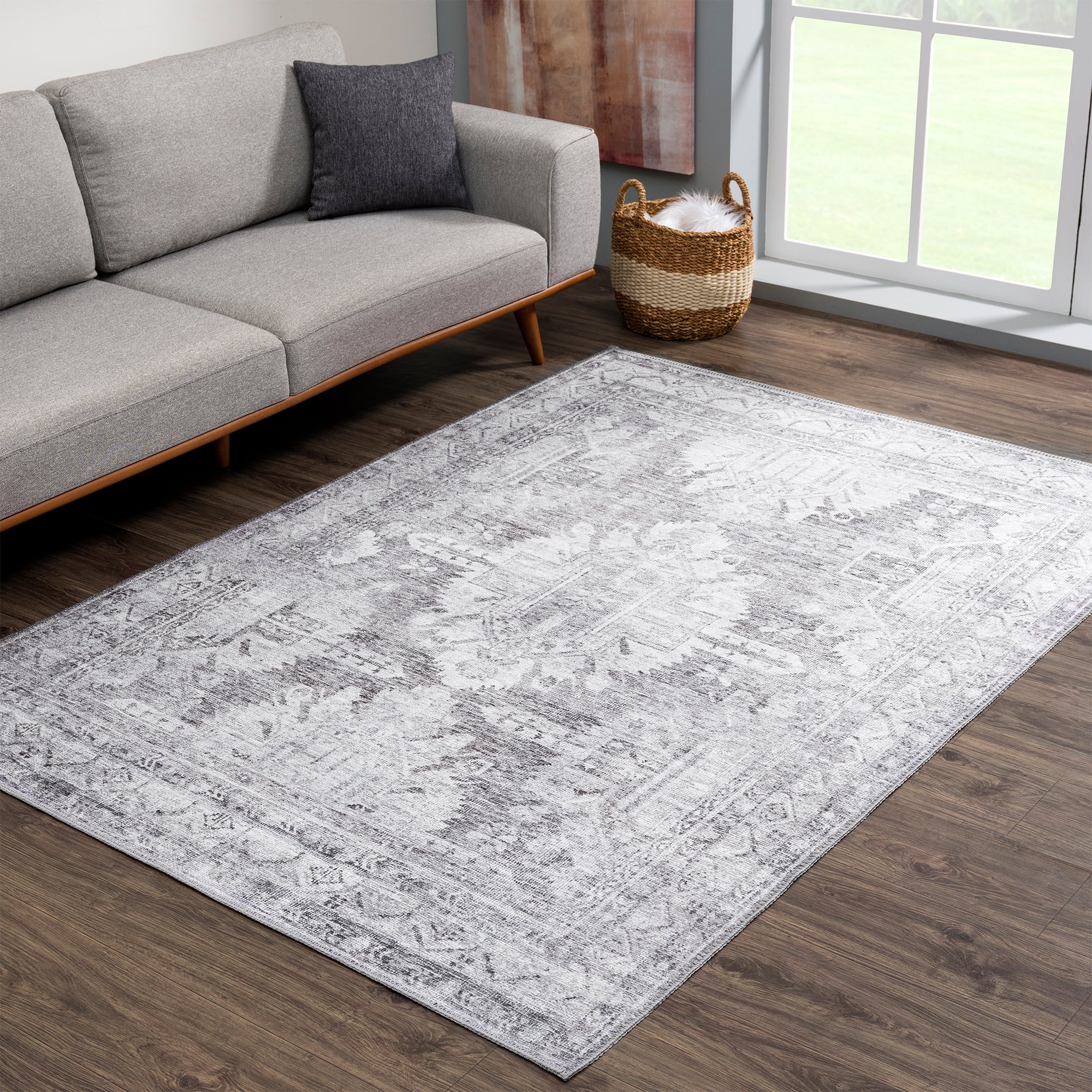 Ionia IO-03 Traditional Washable Rug - Image 4