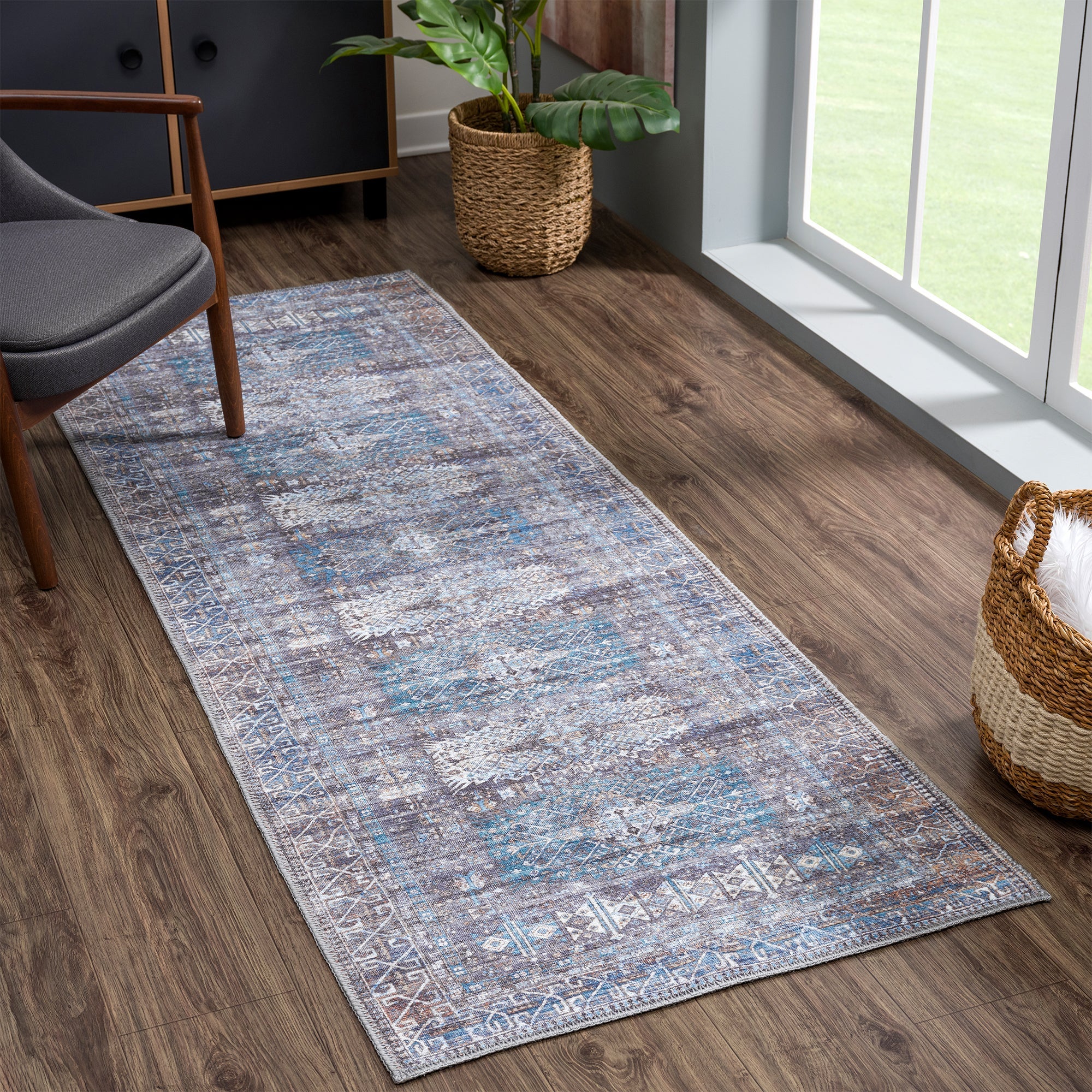 Ionia IO-04 Traditional Washable Rug - Image 11