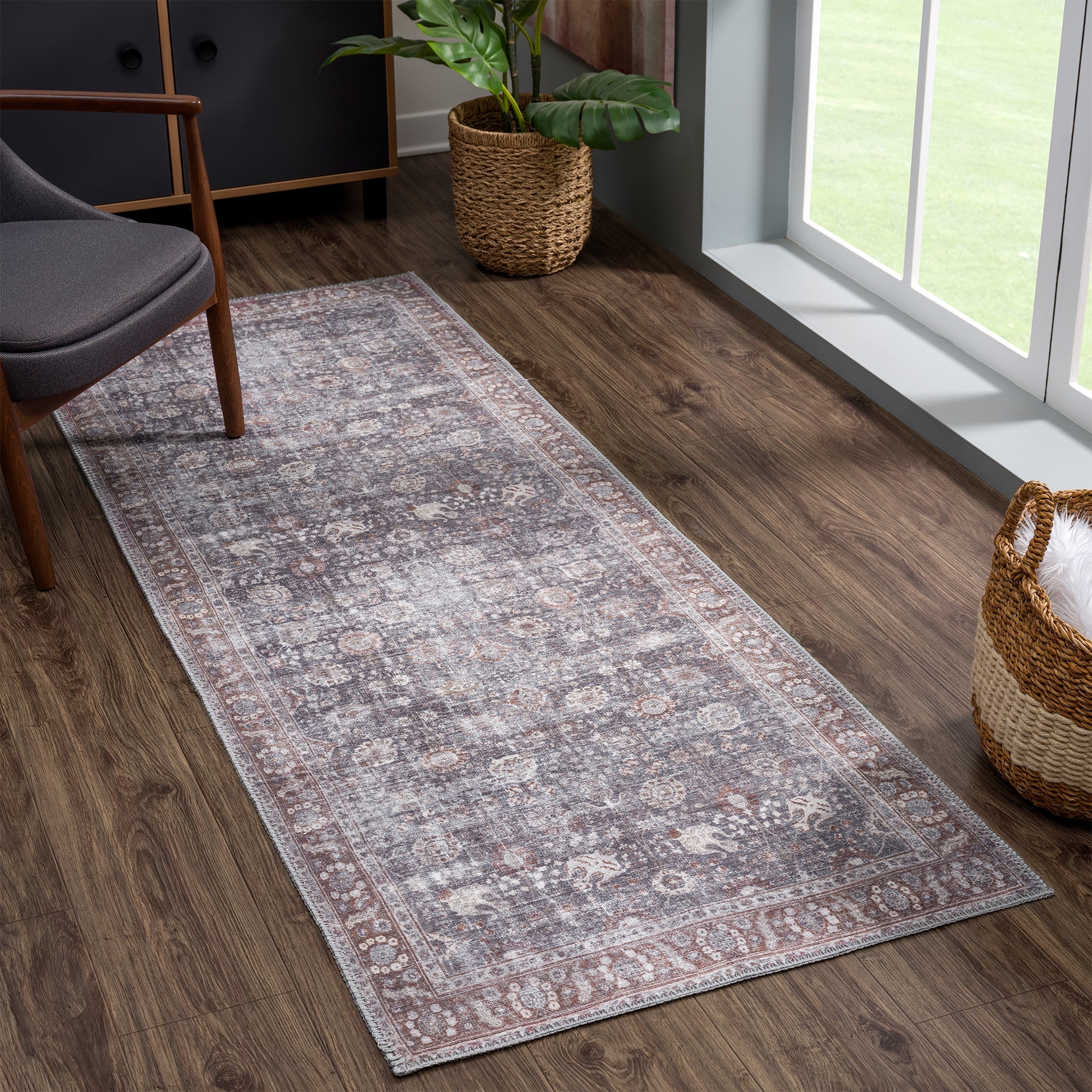 Ionia IO-06 Traditional Washable Rug - Image 11
