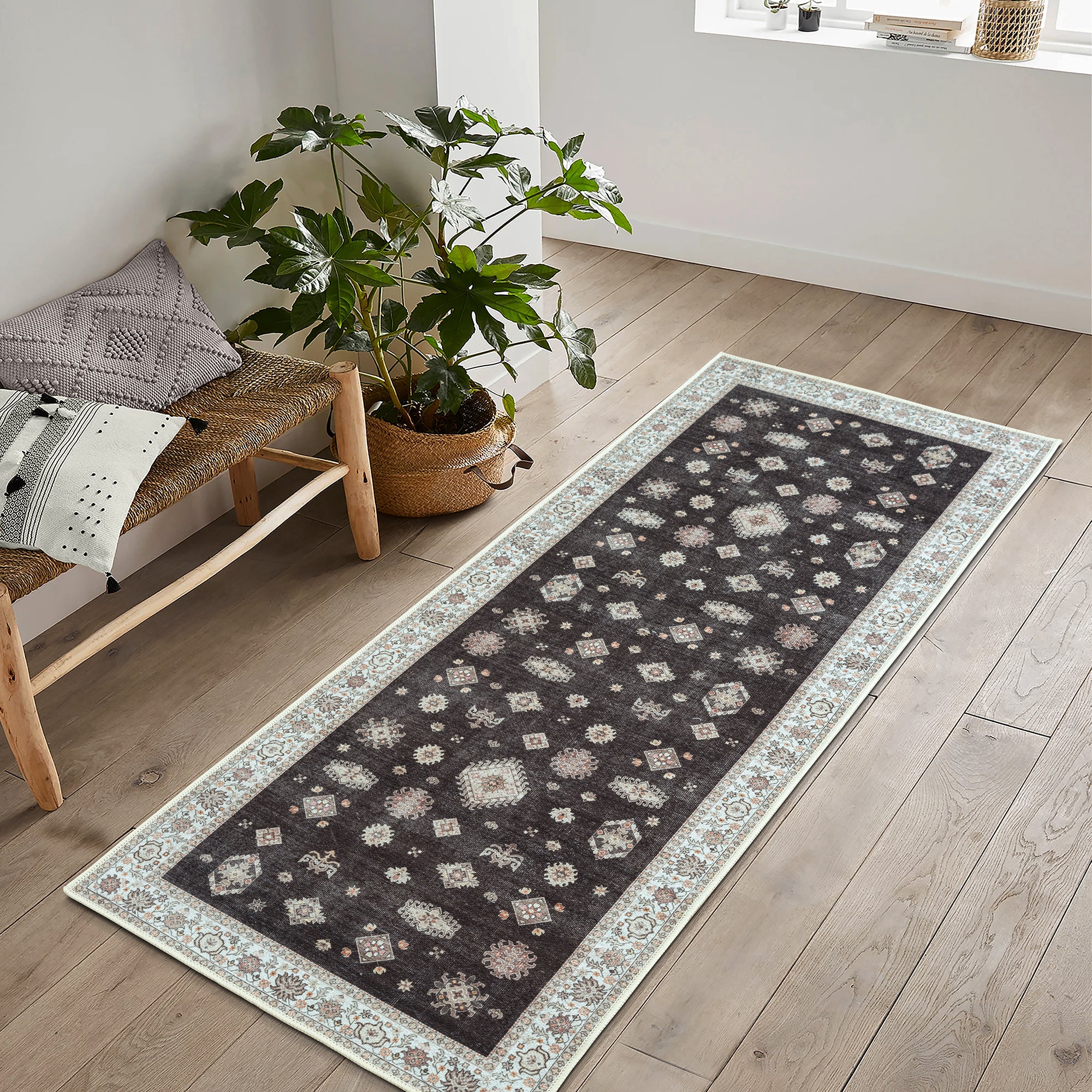 Ionia IO-16 Traditional Washable Rug | Non-Slip - Image 5