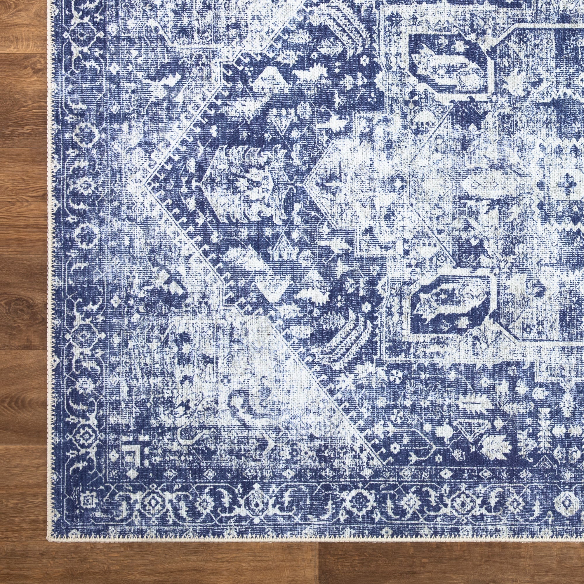 Ionia IO-23 Traditional Washable Rug | Non-Slip - Image 4