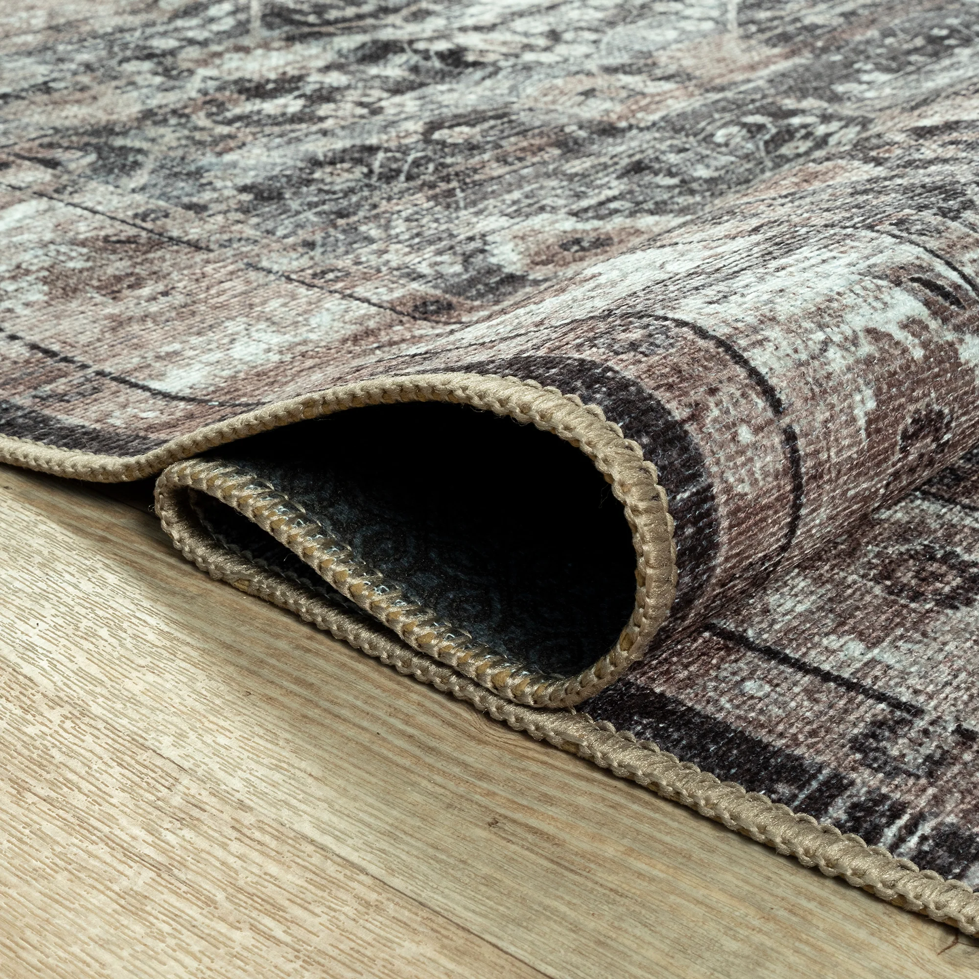 Ionia IO-24 Traditional Washable Rug | Non-Slip - Image 13