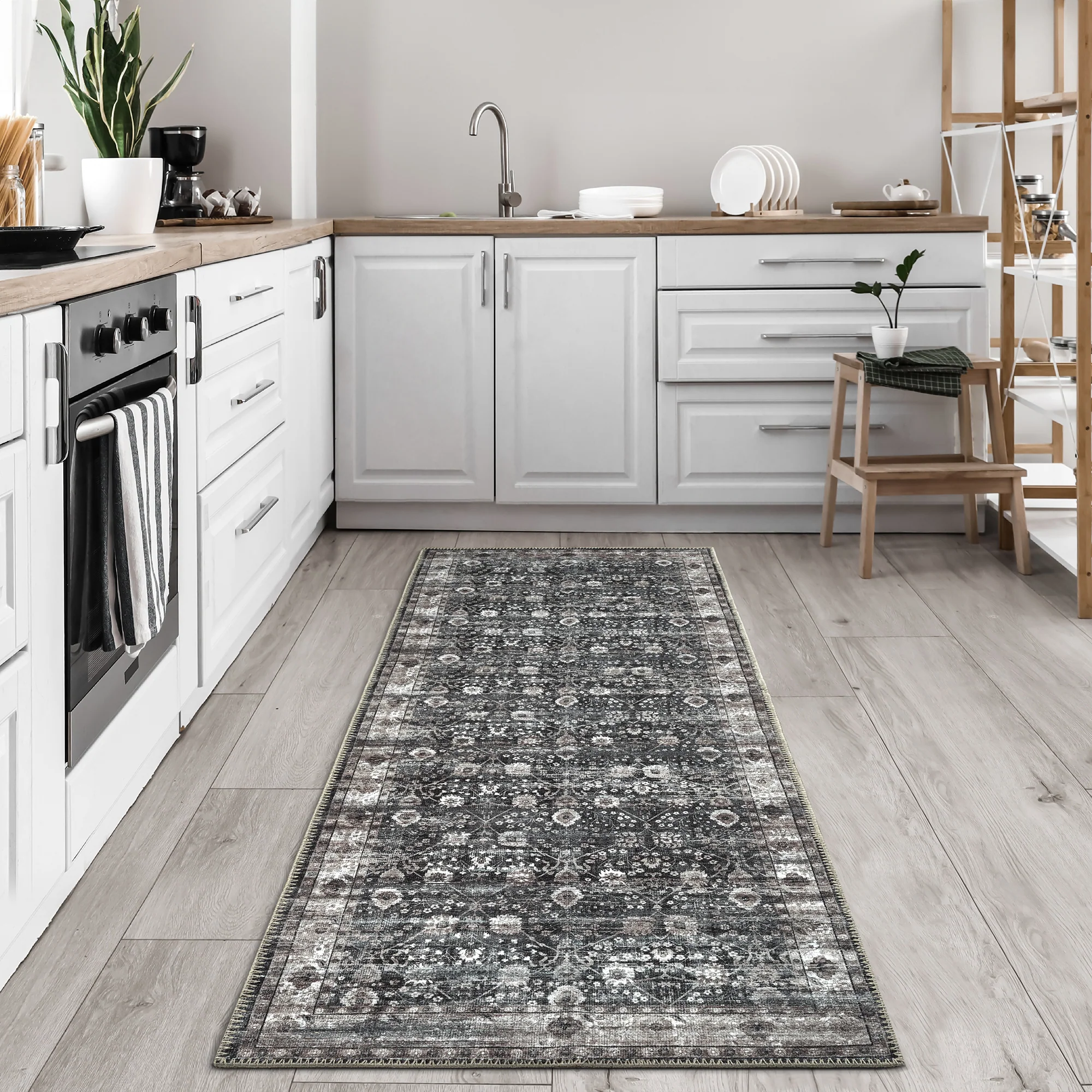 Ionia IO-24 Traditional Washable Rug | Non-Slip - Image 14